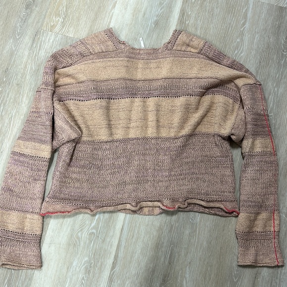 Free People sweater - Picture 5 of 9
